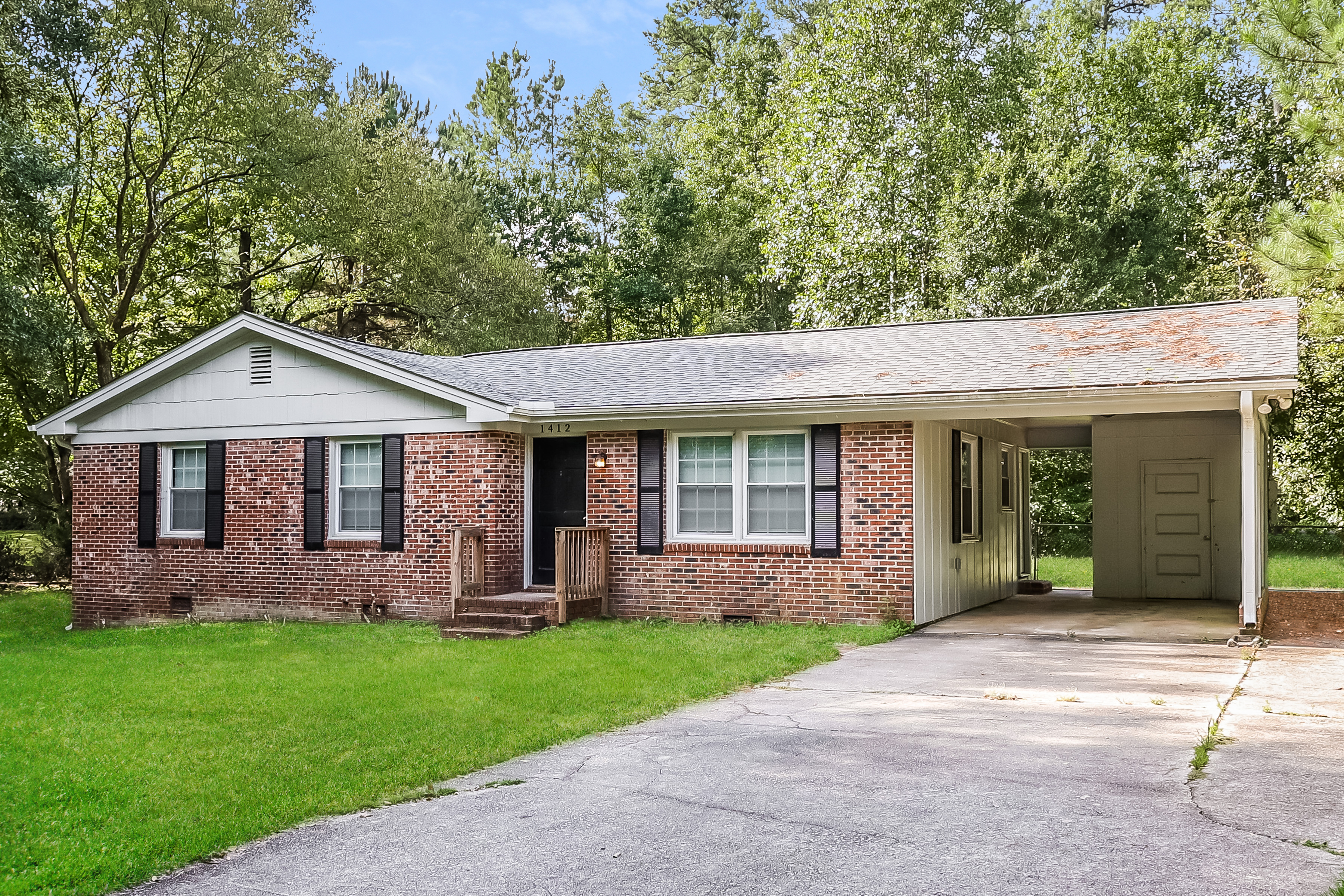 1412 Riverview Rd Raleigh, NC 27610